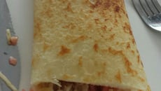 Panqueca simples de batata e mortadela