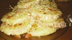 Panini (pão de queijo recheado no grill)