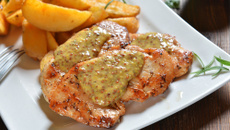 Peito de frango com mostarda