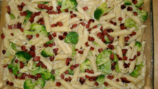 Penne com brócolis
