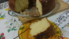 Bolo de iogurte de canela