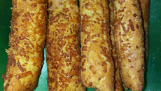 Cigarrete de presunto e queijo