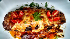 Canoa de berinjela recheada