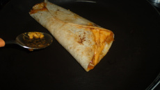Wrap de frango e cheddar
