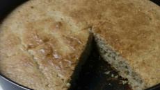 Bolo integral salgado com gostinho de pão integral