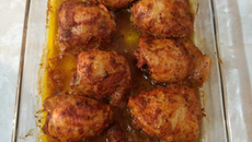 Sobrecoxas assadas com mostarda 