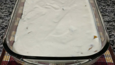 Pavê de limão com pêssego