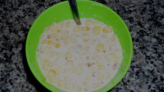 Canjica com amendoim