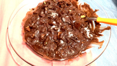 Palha italiana com creme de leite