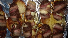 Bolinho de carne moída e queijo