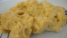 Estrogonofe de frango com requeijão