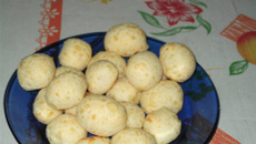 Pão de queijo mineiro