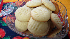 Bolachas de queijo parmesão do Lúcio Cezar