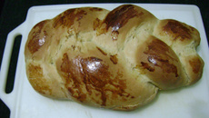 Pão com leite condensado