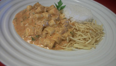 Estrogonofe de palmito com atum