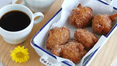 Bolinho de chuva de leite condensado