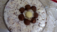 Pavê de sorvete e bombom