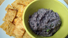 Patê de azeitona preta