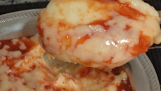 Purê de batata com requeijão gratinado