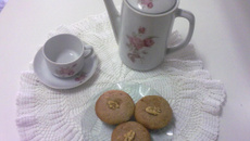 Bolinhos de nozes, banana e canela