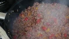 Carne moída colorida