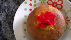 Mini bolo de cenoura