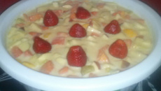 Salada de fruta com leite condensado simples