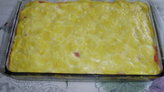 Gratinado de presunto, mussarela e frango desfiado