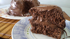 Bolo de iogurte e creme de avelã