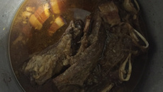 Costela com bacon na pressão do Jone