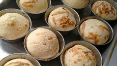 Pão de queijo meia cura