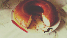 Bolo de laranja com calda