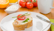 Canapés de peito de peru