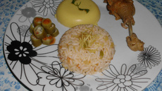 Galinha caipira com quiabo