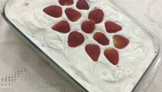 Pavê de morango delícia