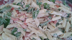 Salada de macarrão parafuso/penne