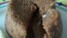 Petit Gateau de chocolate