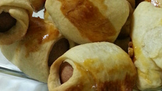 Massa mil e uma utilidades (pão recheado, mistinho, enroladinho de salsinha)