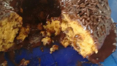 Bolinho de chuva de cenoura com chocolate