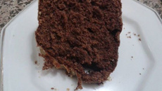Bolo caseiro de chocolate (rápido e fácil)