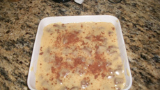 Fudge de chocolate branco com cookies