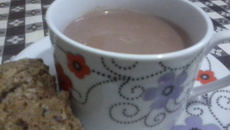 Chocolate quente com canela
