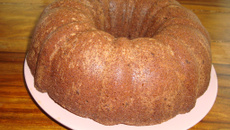 Bolo de chocolate simples