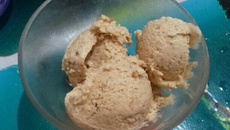 Sorvete de amendoim caseiro (tipo industrial)