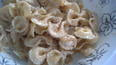 Macarrão com Hellmann's