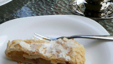 Strudel de maçã com massa folheada