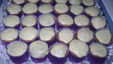 cup cake de laranja com ganache de chocolate branco