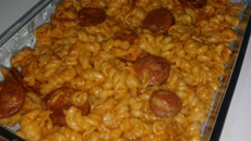 Macarrão de panela de pressão com calabresa