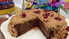 Torta gelada de amendoim