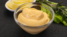 Maionese temperada fácil de fazer